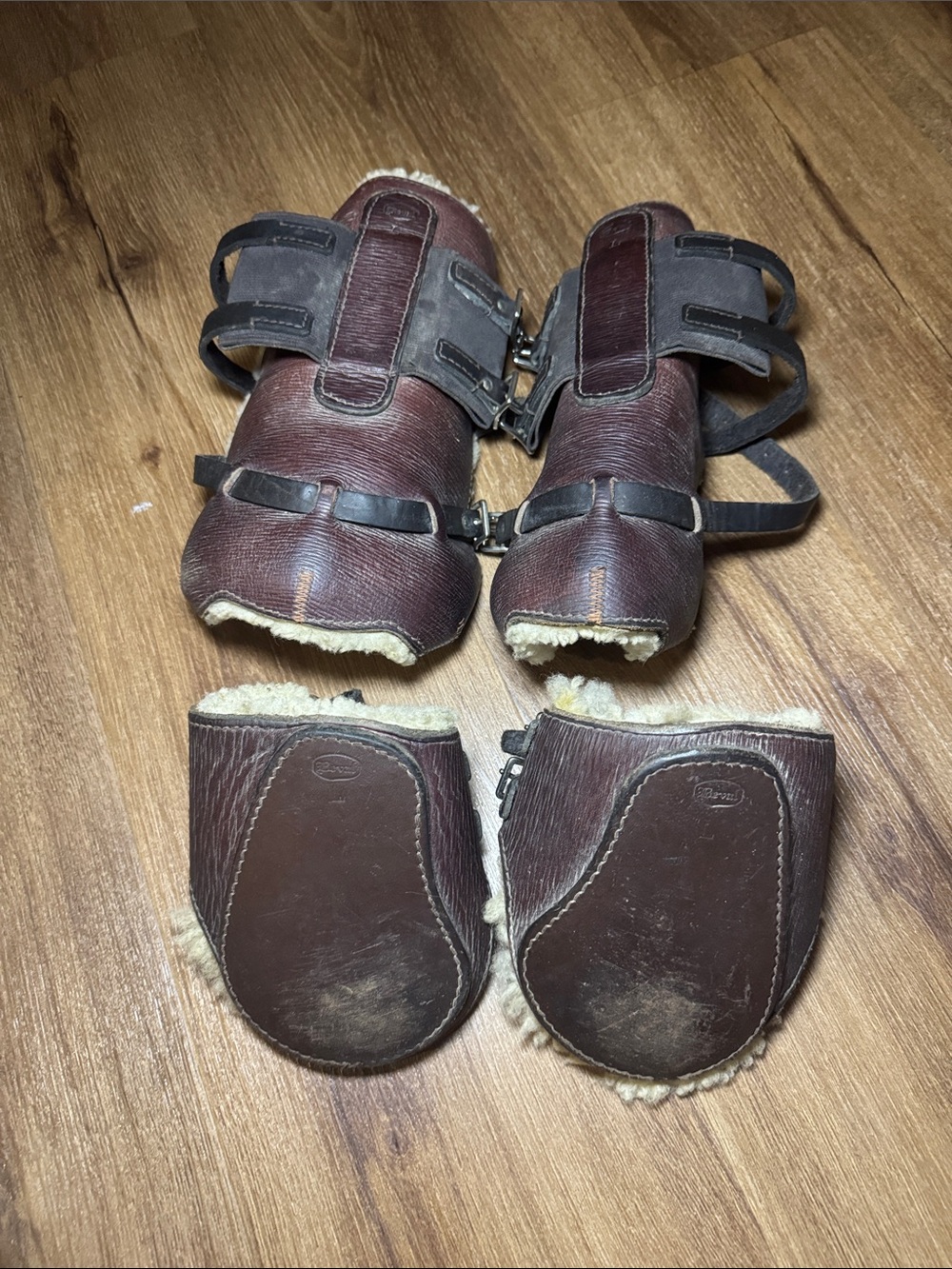 🐴 Beval Open Front and Hind Leather Boot Set. Size Large 🐴